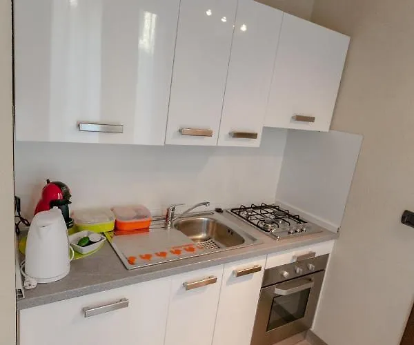 Al Centro Del Borgo 아파트 구아레네