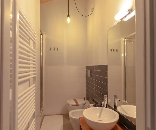 Al Centro Del Borgo 아파트 구아레네